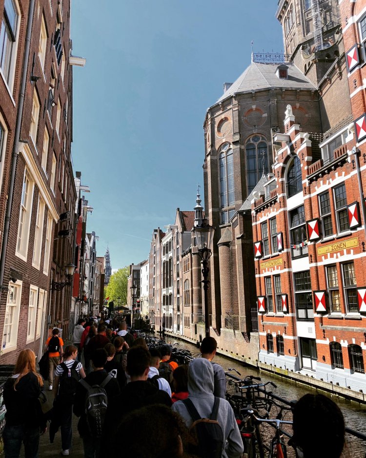 Séjour à Amsterdam  (3H, 3J, 3K)