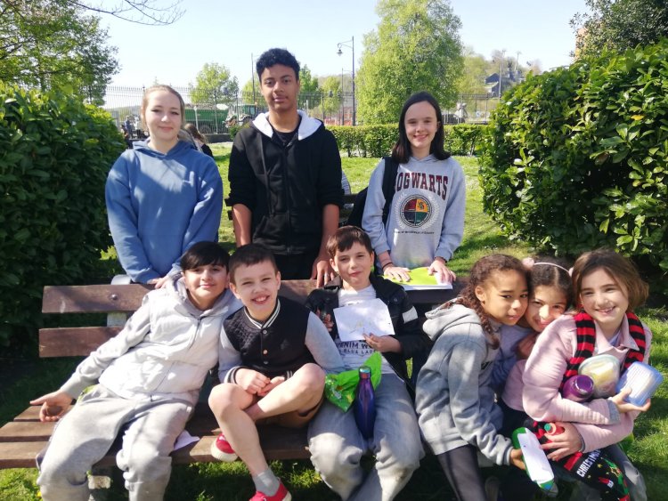 Visite des 3TT Sciences sociales à Namur