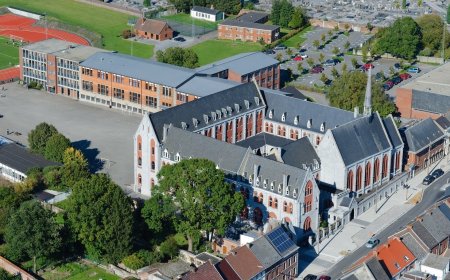 Horaire du secrétariat central les vacances d'été