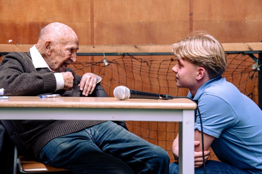 Mémoire, espoir et paix : le témoignage de Simon Gronowski auprès des élèves du CES Saint-Vincent