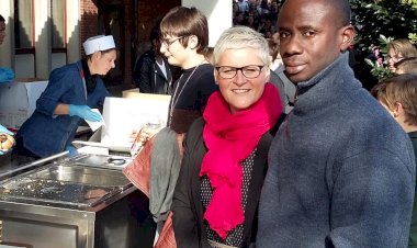 Visite du Dr Jules au collège Saint-Vincent 1er degré #ProjetKomla