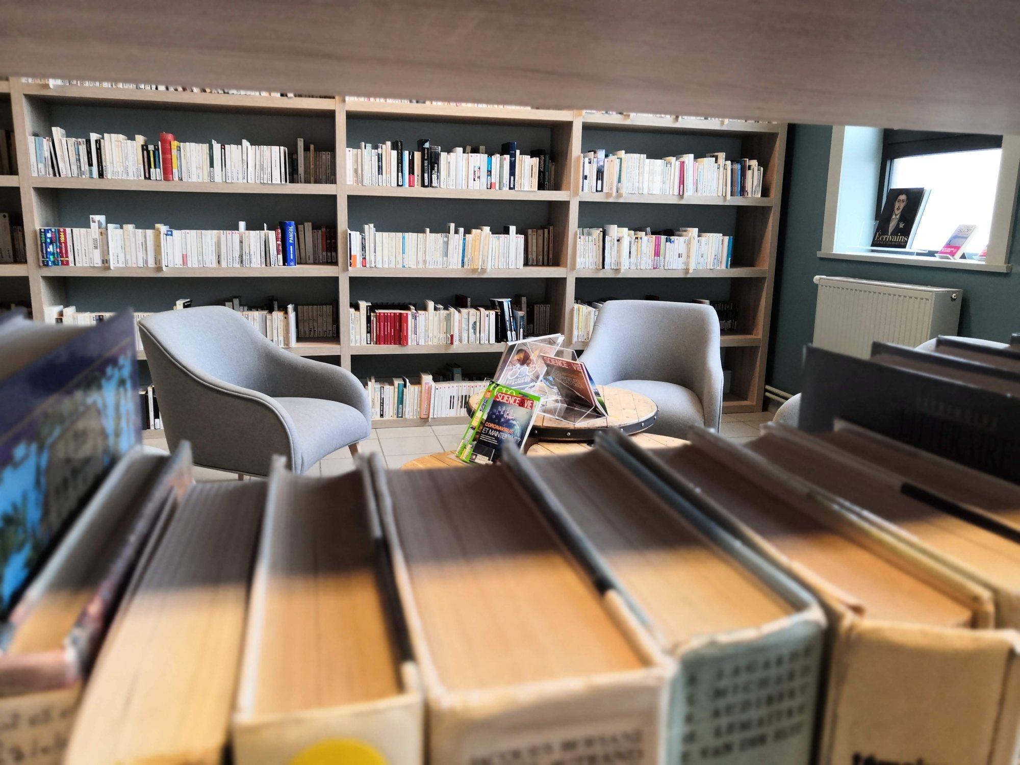 La bibliothèque de la Chaussée de Braine 22
